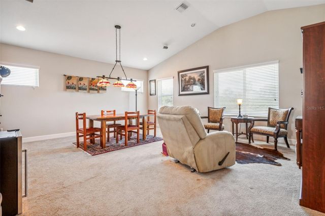 8530 GRAND ALBERATO ROAD, Tampa, FL 33647