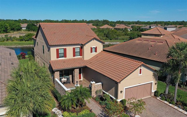 8530 GRAND ALBERATO ROAD, Tampa, FL 33647