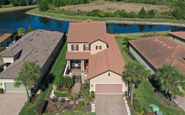 8530 GRAND ALBERATO ROAD, Tampa, FL 33647