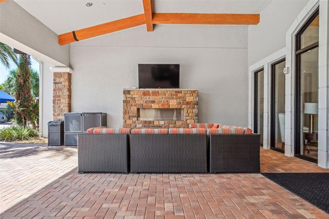 8530 GRAND ALBERATO ROAD, Tampa, FL 33647