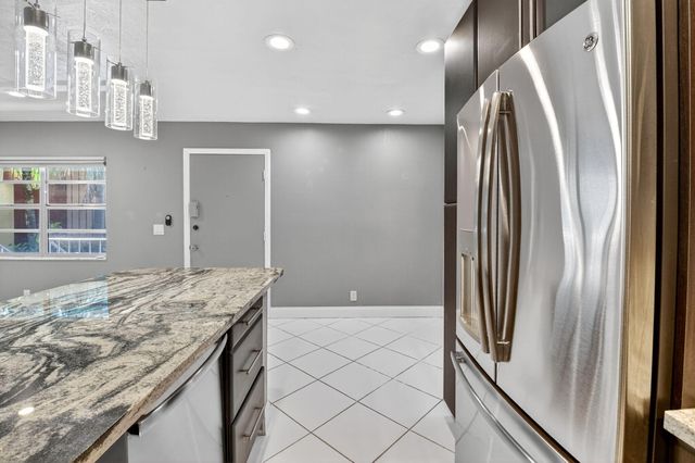 624 Flanders Drive 624, Delray Beach, FL 33484