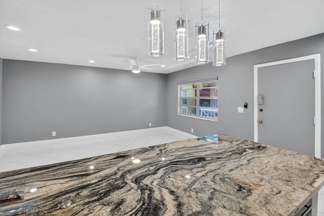 624 Flanders Drive 624, Delray Beach, FL 33484