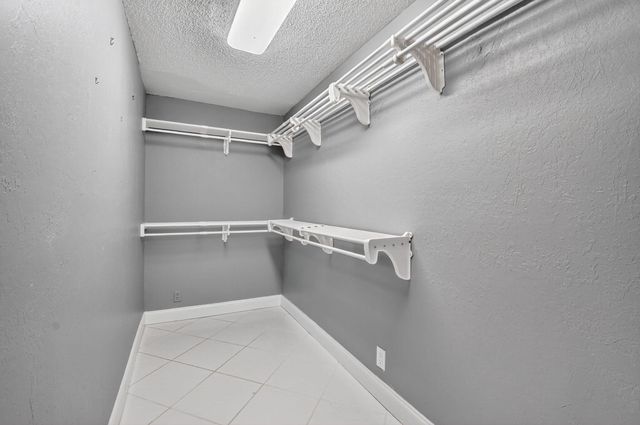 624 Flanders Drive 624, Delray Beach, FL 33484