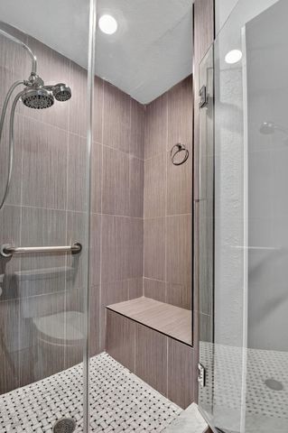 624 Flanders Drive 624, Delray Beach, FL 33484