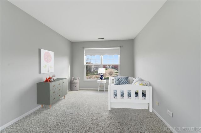 1102 Delta Drive 1102, Elgin, IL 60123