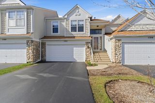 1102 Delta Drive 1102, Elgin, IL 60123