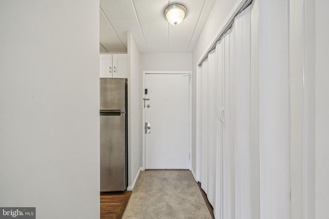 207 SUSSEX HOUSE, Cherry Hill, NJ 08034