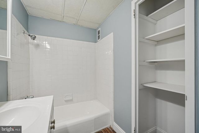 207 SUSSEX HOUSE, Cherry Hill, NJ 08034