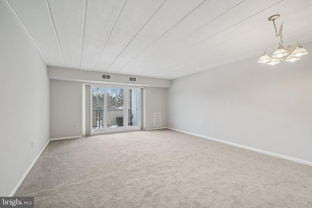 207 SUSSEX HOUSE, Cherry Hill, NJ 08034