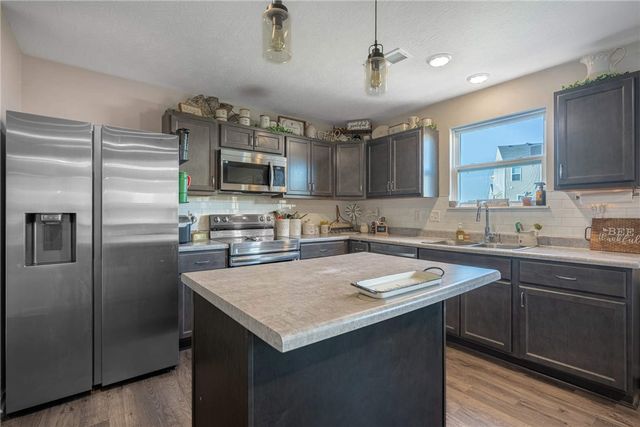 1512 Knightsbridge Court, Carlisle, OH 45005