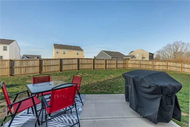 1512 Knightsbridge Court, Carlisle, OH 45005