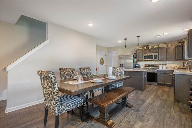 1512 Knightsbridge Court, Carlisle, OH 45005