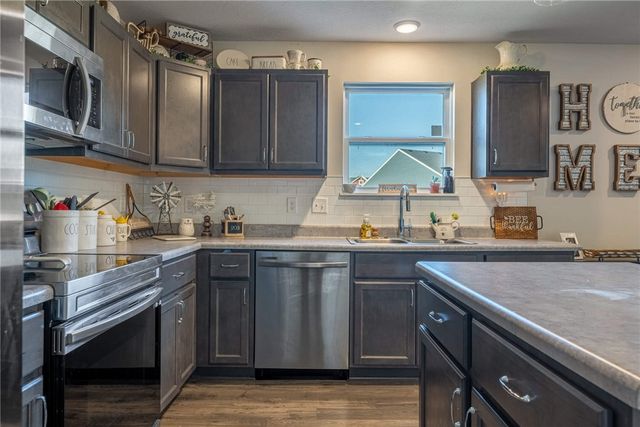 1512 Knightsbridge Court, Carlisle, OH 45005