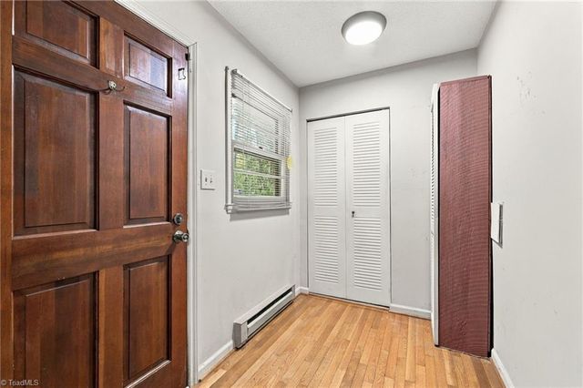 5704 Kings Court, Pleasant Garden, NC 27313