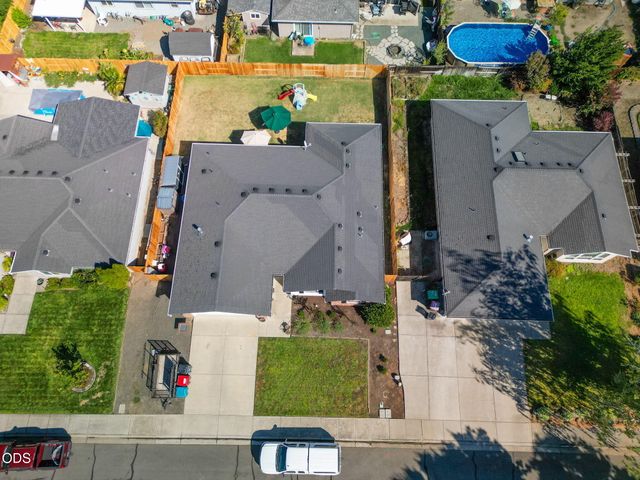 1826 Northwood Drive, Central Point, OR 97502