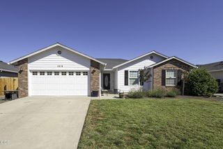 1826 Northwood Drive, Central Point, OR 97502