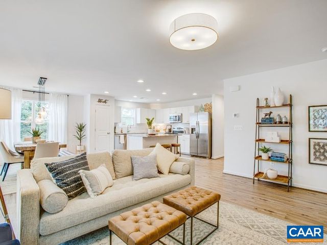 157 LOOKOVER TER, Stuarts Draft, VA 24477