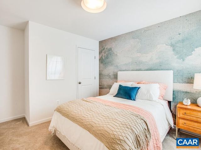 157 LOOKOVER TER, Stuarts Draft, VA 24477