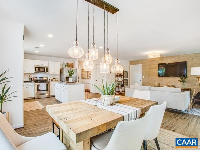 157 LOOKOVER TER, Stuarts Draft, VA 24477