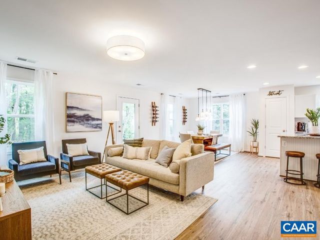 157 LOOKOVER TER, Stuarts Draft, VA 24477