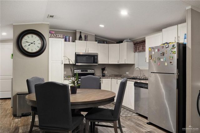 2901 Longhorn Drive, Weslaco, TX 78596