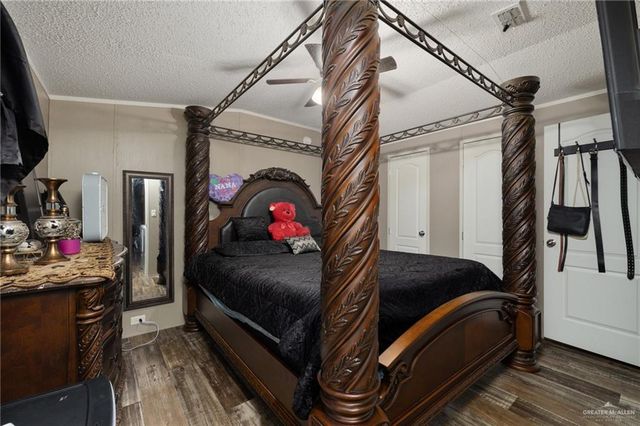 2901 Longhorn Drive, Weslaco, TX 78596