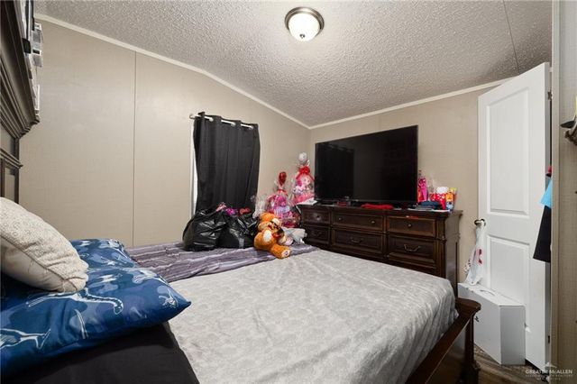 2901 Longhorn Drive, Weslaco, TX 78596