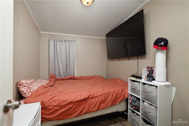 2901 Longhorn Drive, Weslaco, TX 78596