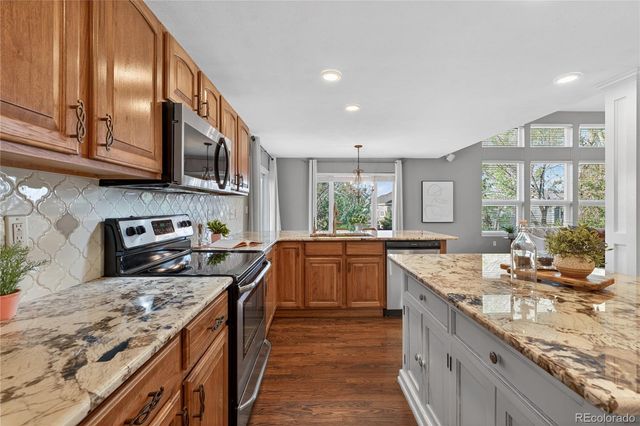 1774 Spring Water Place, Highlands Ranch, CO 80129