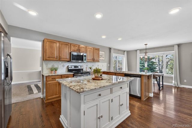 1774 Spring Water Place, Highlands Ranch, CO 80129