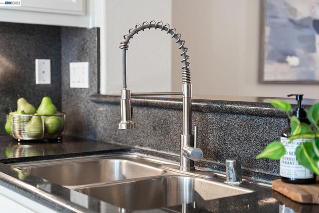 3703 Whitworth Dr, Dublin, CA 94568