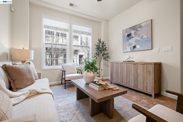 3703 Whitworth Dr, Dublin, CA 94568