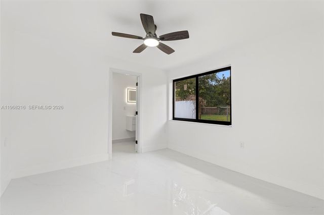 14950 NE 2nd Ave, Miami, FL 33161