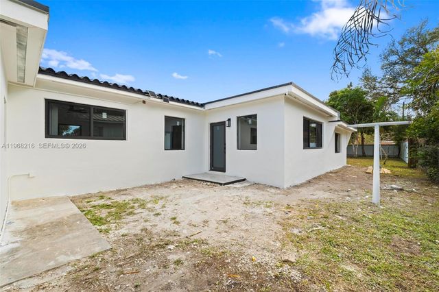 14950 NE 2nd Ave, Miami, FL 33161