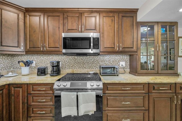 2700 BAYSHORE BOULEVARD 11-209, Dunedin, FL 34698