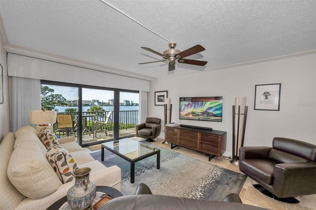 2700 BAYSHORE BOULEVARD 11-209, Dunedin, FL 34698