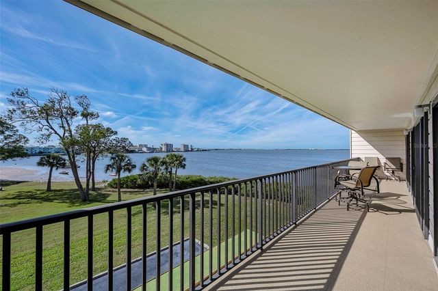 2700 BAYSHORE BOULEVARD 11-209, Dunedin, FL 34698