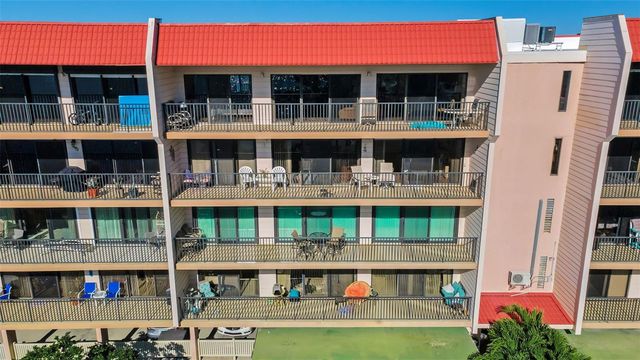 2700 BAYSHORE BOULEVARD 11-209, Dunedin, FL 34698