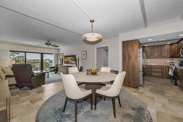 2700 BAYSHORE BOULEVARD 11-209, Dunedin, FL 34698