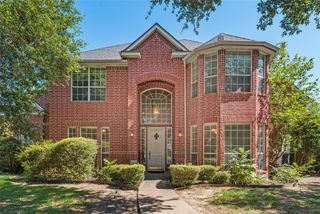 902 Pebblestone Court, Cedar Hill, TX 75104