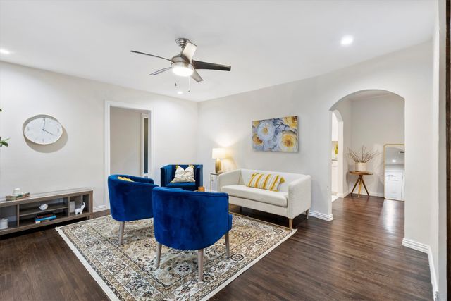 2315 Boyd Street, Dallas, TX 75224