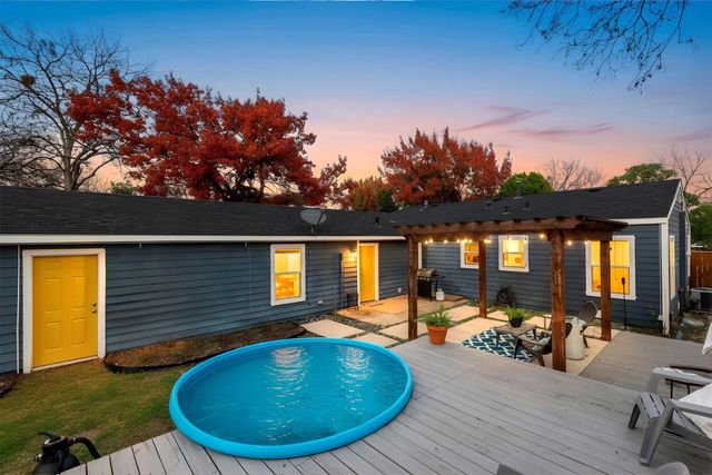 2315 Boyd Street, Dallas, TX 75224