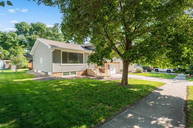 807 26th Street NW, Rochester, MN 55901