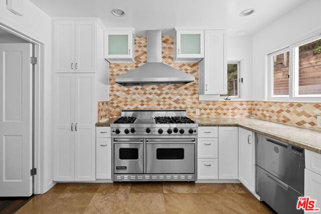 1759 N Beverly Drive, Beverly Hills, CA 90210