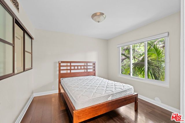 1759 N Beverly Drive, Beverly Hills, CA 90210