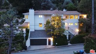1759 N Beverly Drive, Beverly Hills, CA 90210