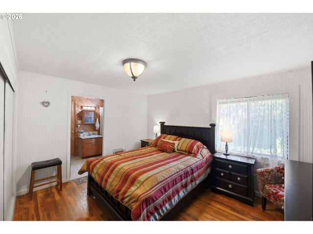 650 FRANKLIN Ave, Bandon, OR 97411