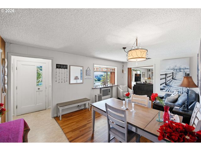 650 FRANKLIN Ave, Bandon, OR 97411