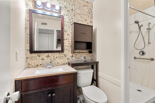 4601 Carlisle Boulevard NE APT B7, Albuquerque, NM 87109