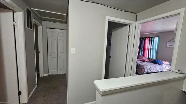 389 Deputy LN E, Newport News, VA 23607